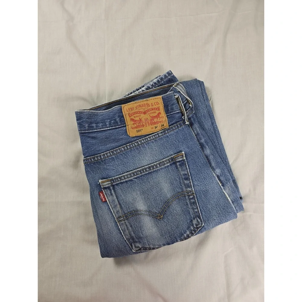 Levis 501 Jeans Mens 34x33 Blue WaterLess Regular Straight Button Fly Distressed